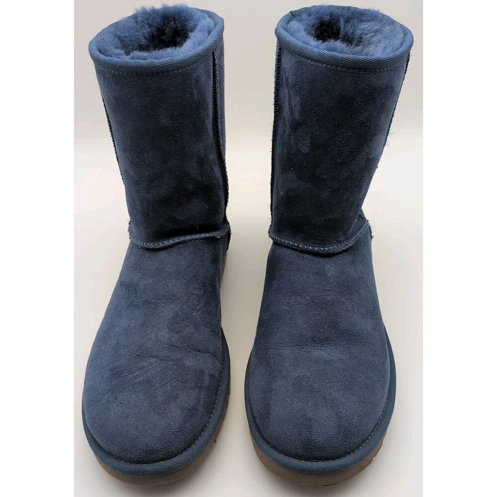 UGG #5825 Women's Blue Silver Classic Short Suede Boot Shoes Size 9 *See descrip